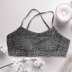 DOYOUEVEN Black and White Patterned Bandeau